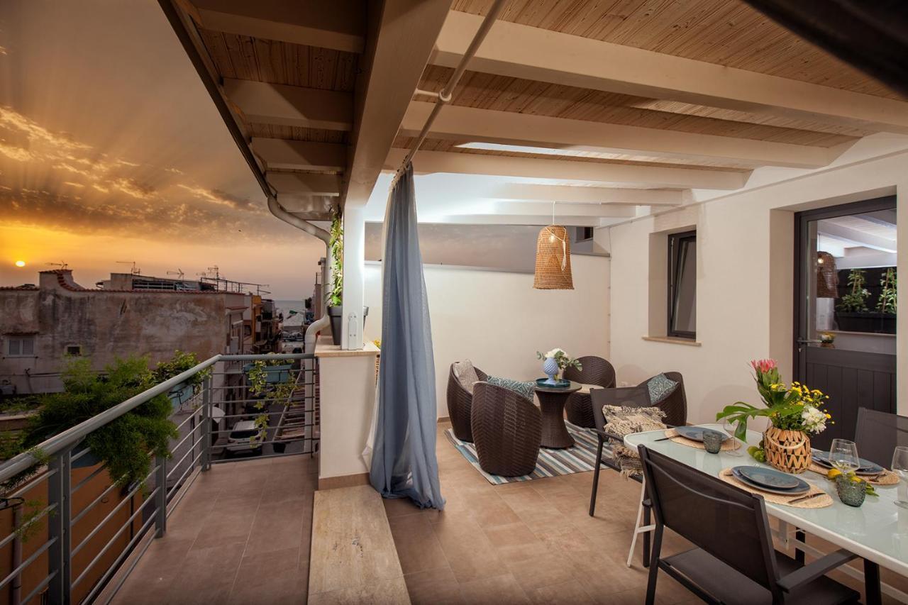 泰拉西尼Holiday House Da Vinci公寓 外观 照片