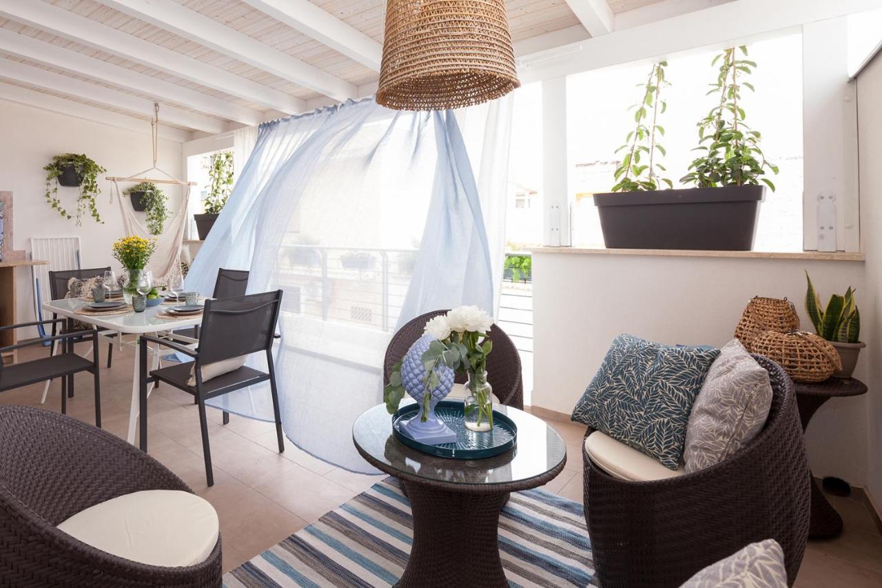 泰拉西尼Holiday House Da Vinci公寓 外观 照片